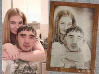 Парный портрет выжженный на дереве