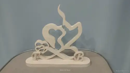 Статуэтка с инициалами для влюбленных